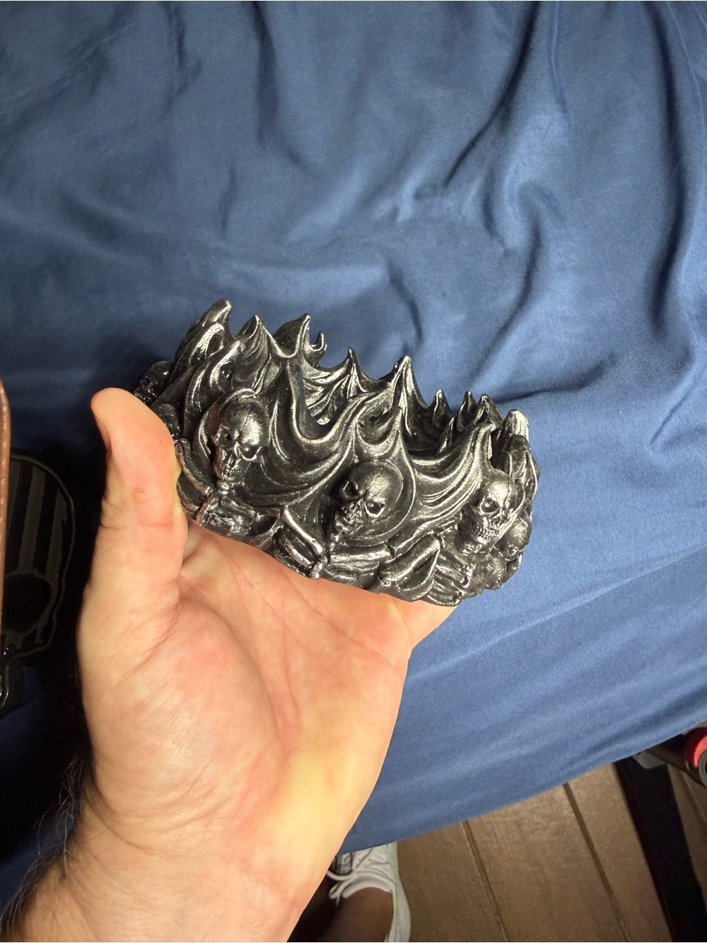 Skull Sunburst Decorative Trinket Dish - Metallic Black - Picture 5 of 8